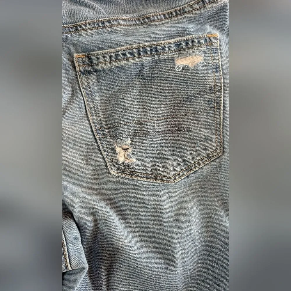 American Eagle Outfitters Blue Distressed Jeans